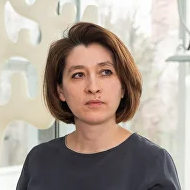 Елена Аралова
