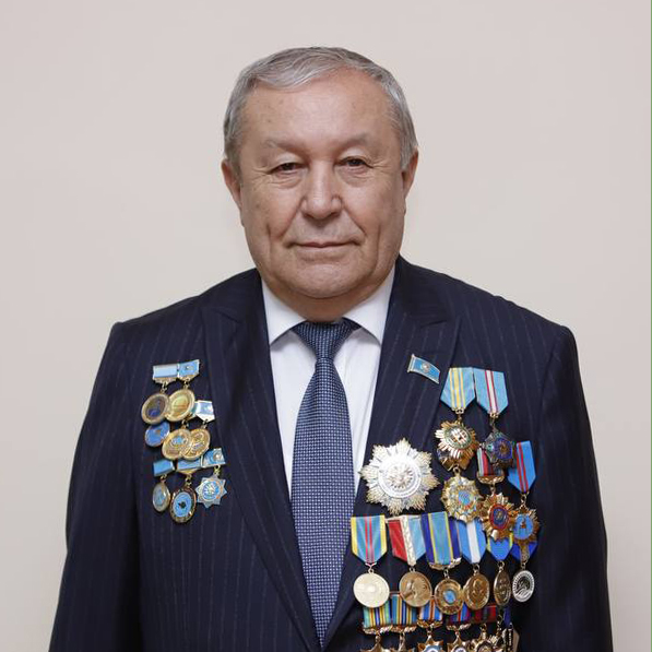 Низамхан Сулайманов